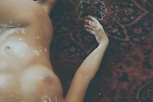 Curvy bitch goddess smears her nice-looking body with flour on web camera