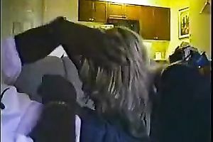 Amateur blonde hooker lastly getting ball batter in her face hole