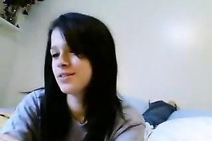 My eighteen yo girlfriend shows her yummy boobies on a web camera
