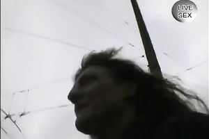 Old unsightly bitch pokes her swollen cookie with large masturbator