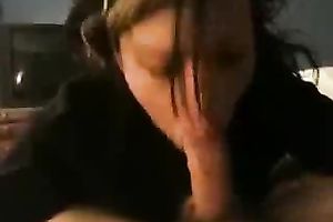 Feisty floozy with outstanding oral stimulation skills swallows the cum