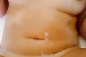 Chubby wife got spunk fountain on her stomach after missionary style