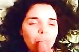 I treat my cute Romanian chick with facial after that babe blows me