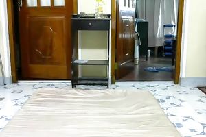 Dark skinned Srilankan pair enjoys spooning on cam