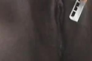 Busty and voluptuous Indian bimbo shaves her snapper