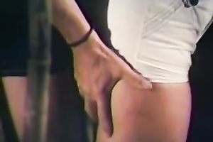 Perverted jerk drilled his girlfriend right outside her abode