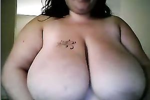 Nice bulky black haired big beautiful woman was boasting of her biggest saggy bumpers