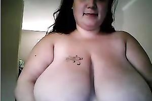 Nice bulky black haired big beautiful woman was boasting of her biggest saggy bumpers