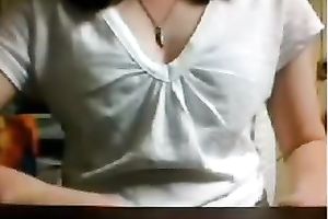 Lusty serious looking livecam dark head bare her rather bushy pussy