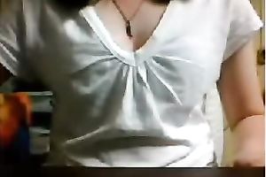 Lusty serious looking livecam dark head bare her rather bushy pussy