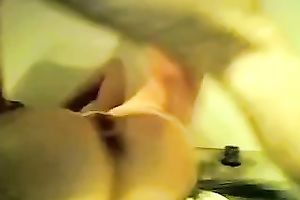 Skanky secretary screwed brutally in non-professional movie scene