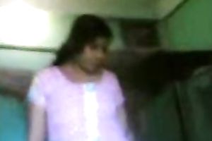 Submissive black skin Indian amateur wife feeding on a cock