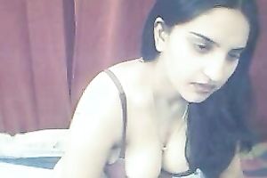 Busty and delectable web camera model from India in sexy brassiere