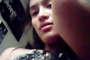 Petite Mexican sweetheart lets me in betwixt her legs lastly