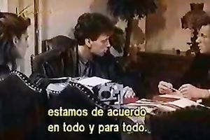 These bodacious skanks are fighting for this dude's goo