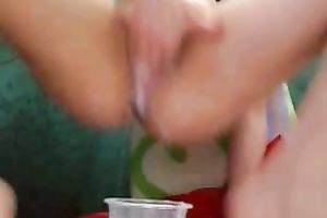A hawt and voracious lalin girl squirts thick juice after masturbation