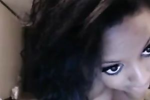 Juicy black skin honey on webcam shows off her beautiful cookie