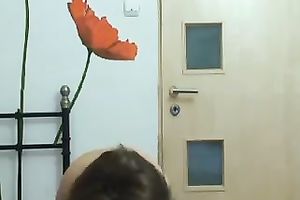 Hot miniature web camera floozy from Europe dances for me in nature's garb