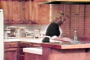 Light head sizzling maid rides penis of her boss in reverse cowgirl pose