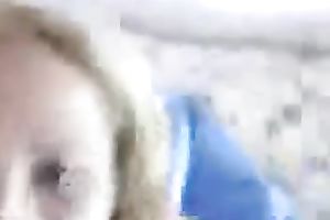 Just a marvelous Arab married woman so glad to engulf a 10-Pounder on web camera