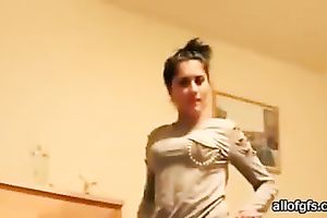 Bootyful hottie rides her BF's dong in reverse cowgirl position