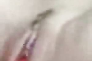 Here I am pushing a hawt girlfriend with a vibrator till that babe squirts