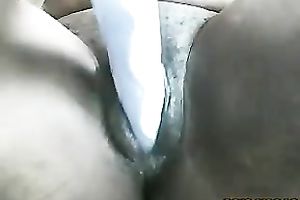 Kinky dilettante dark babe enjoys teasing her own fur pie with vibrator