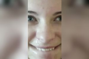 Slut wife gets turned on by big facial