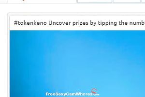 This large boobed older web camera slut of course can't live without exposing her exposed body