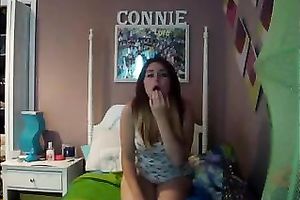 I receive naughty and play with my hair brush in my soaked snatch