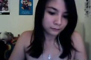 Nude web camera sweetheart talking on the prone and touching her snatch