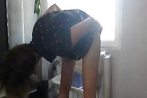 Kinky French mother I'd like to fuck spreads her arse cheeks apart showing fuck holes to me on livecam