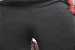 Sexy Amarican blond cutie flashes her tits and pussy