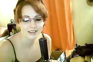 Nerdy redhead livecam hottie flashes her love muffins and pussy for specie