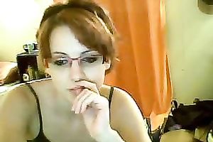 Nerdy redhead livecam hottie flashes her love muffins and pussy for specie