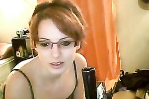 Nerdy redhead livecam hottie flashes her love muffins and pussy for specie