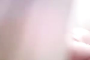 My chunky bitch in the bath dildoing herself on homemade webcam