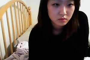 Asian dilettante bimbo playing a chatroulette with me