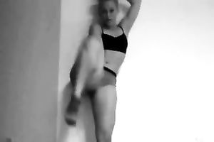 My 1st twerking movie featuring my soaked butt