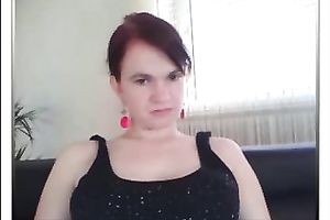 Mature amateur woman shows me her pointer sisters on webcam