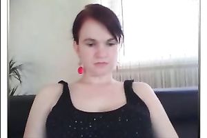 Mature amateur woman shows me her pointer sisters on webcam