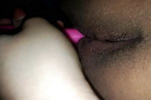 I use pink stick toy to polish my hairless admirable twat for agonorgasmos