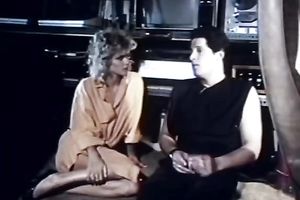 Charming blondie acquires her pleasant pink cum-hole expertly eaten out