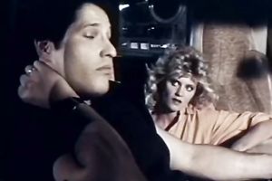 Charming blondie acquires her pleasant pink cum-hole expertly eaten out