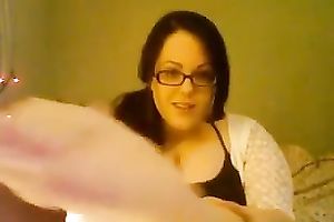 My weird chunky dark brown GF sucks her own soles on cam