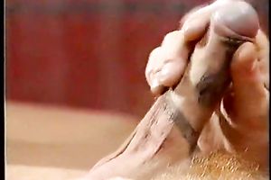 Brazilian playgirl loved to suck a big shlong of her ally