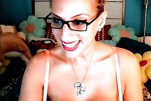 Awesome non-professional cam sexpot bragged of her jaw dropping boobies