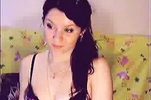 Amateur brunette hair cutie on livecam positions in charming underware