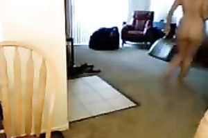 Lebanese bulky chick on web camera is in nature's garb 'cuz this babe is lonely