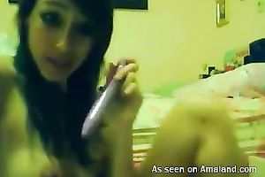 Pretty svelte bootyful brunette hair girlie uses vibrator to fuck her love tunnel